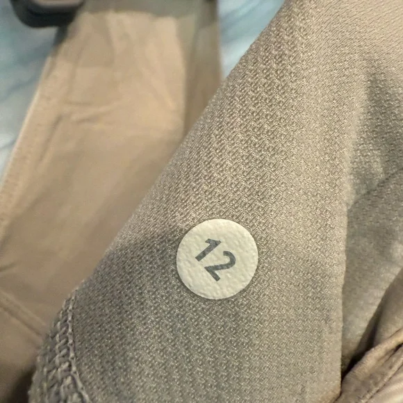 lululemon athletica Gray Tank Top - Picture 3 of 3